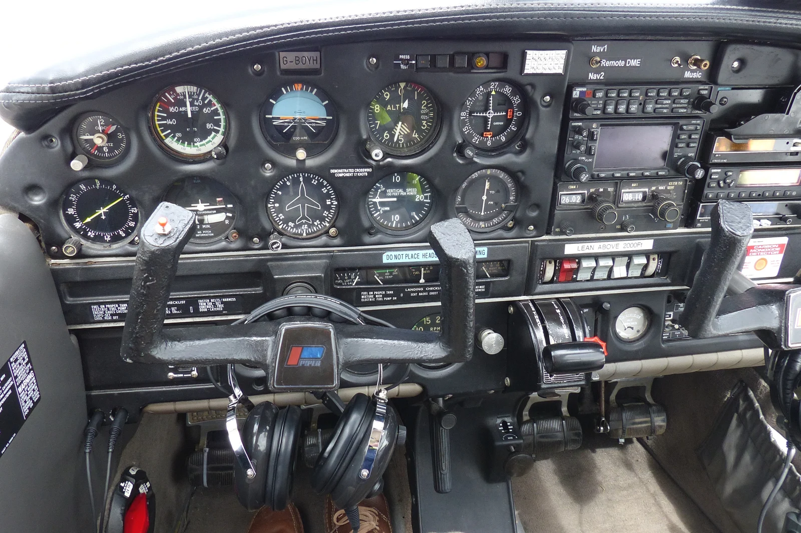 Inside a Piper PA-28 cockpit
